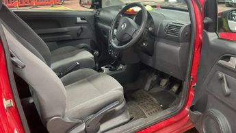Volkswagen Fox FOX