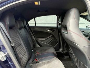 Mercedes-Benz A Class 1.5 A180d AMG Line (Premium) 7G-DCT Euro 6 (s/s) 5dr