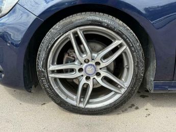 Mercedes-Benz A Class 1.5 A180d AMG Line (Premium) 7G-DCT Euro 6 (s/s) 5dr