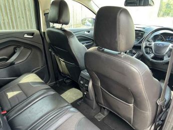 Ford Kuga 2.0 TDCi Titanium Powershift AWD Euro 6 (s/s) 5dr