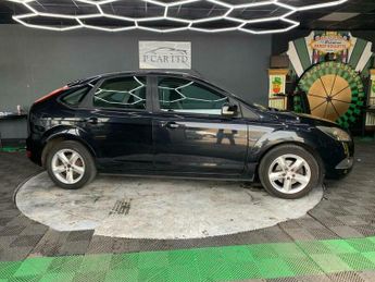 Ford Focus 1.6 Zetec 5dr