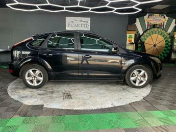 Ford Focus 1.6 Zetec 5dr