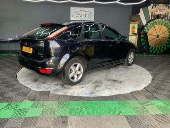 Ford Focus 1.6 Zetec 5dr