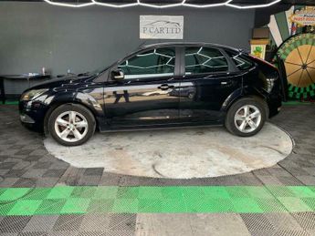 Ford Focus 1.6 Zetec 5dr