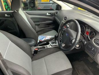 Ford Focus 1.6 Zetec 5dr