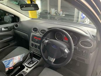 Ford Focus 1.6 Zetec 5dr