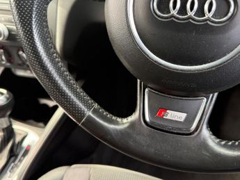 Audi A1 SPORTBACK TFSI S LINE