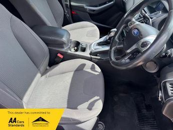 Ford Focus 1.6 Titanium Powershift Euro 5 5dr