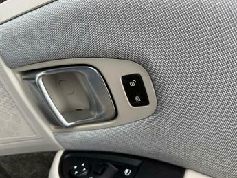 BMW i3 33kWh Auto Euro 6 (s/s) 5dr (Range Extender)