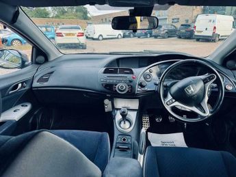 Honda Civic 1.8 i-VTEC EX 5dr