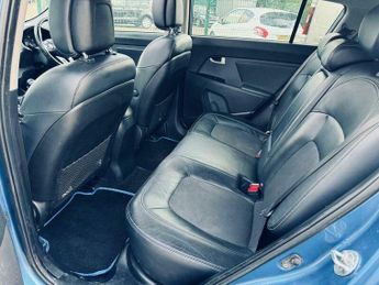 Kia Sportage 1.7 CRDi EcoDynamics 2 2WD Euro 5 (s/s) 5dr