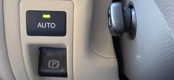 Lexus LS 5.0 600h V8 Premier Saloon 4dr Petrol Hybrid CVT 4WD Euro 5 (s/s