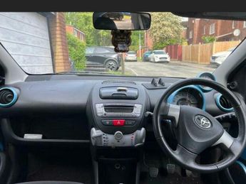 Toyota AYGO 1.0 VVT-i Move Euro 5 5dr