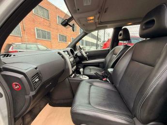Nissan X-Trail 2.0 dCi Tekna Auto 4WD Euro 5 5dr