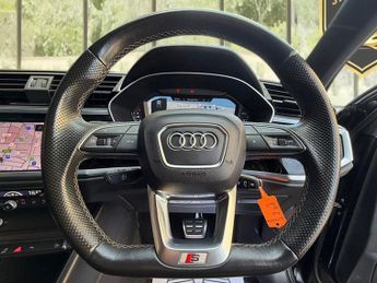 Audi Q3 SPORTBACK TFSI S LINE BLACK EDITION