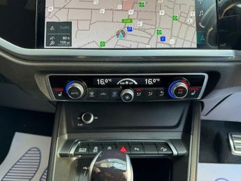 Audi Q3 SPORTBACK TFSI S LINE BLACK EDITION