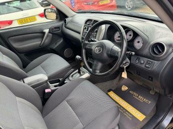 Toyota RAV4 2.0 VVT-i XT3 4WD 5dr