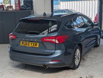 Ford Focus TITANIUM