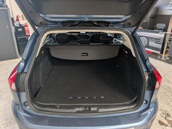 Ford Focus TITANIUM