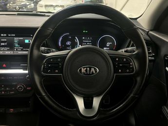 Kia Niro 4 PLUS