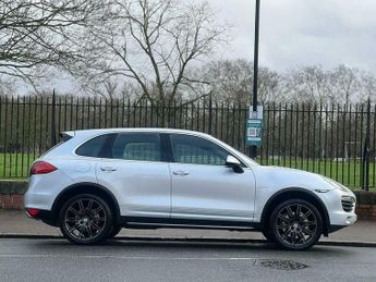 Porsche Cayenne 3.0h V6 S TiptronicS 4WD Euro 5 (s/s) 5dr
