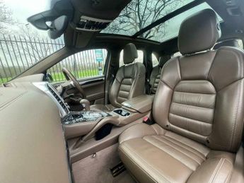 Porsche Cayenne 3.0h V6 S TiptronicS 4WD Euro 5 (s/s) 5dr