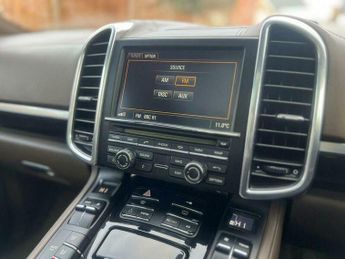 Porsche Cayenne 3.0h V6 S TiptronicS 4WD Euro 5 (s/s) 5dr