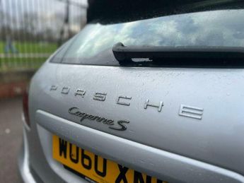 Porsche Cayenne 3.0h V6 S TiptronicS 4WD Euro 5 (s/s) 5dr