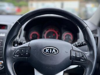 Kia Ceed 1.6 CRDi 3 Sports Wagon 5dr Diesel Auto Euro 5 (113 bhp)