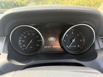 Land Rover Range Rover Evoque 2.2 SD4 Pure SUV 5dr Diesel Auto 4WD Euro 5 (s/s) (190 ps)