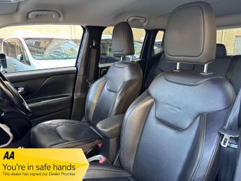 Jeep Renegade M-JET LIMITED