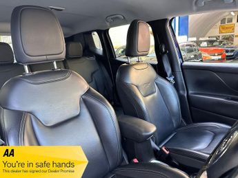 Jeep Renegade M-JET LIMITED