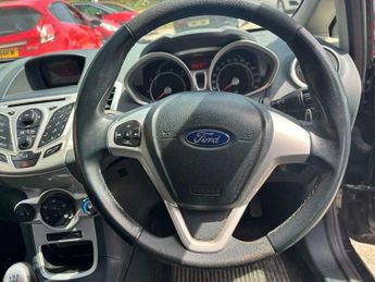 Ford Fiesta 1.25 Zetec 5dr