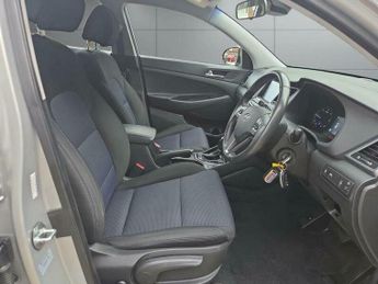 Hyundai Tucson 1.7 CRDi Blue Drive SE Nav DCT Euro 6 (s/s) 5dr