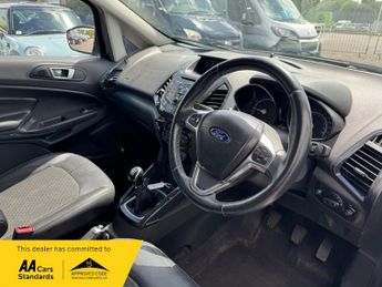 Ford ECOSPORT TITANIUM
