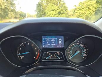 Ford Focus 1.6 Titanium Estate 5dr Petrol Powershift Euro 5 (125 ps)