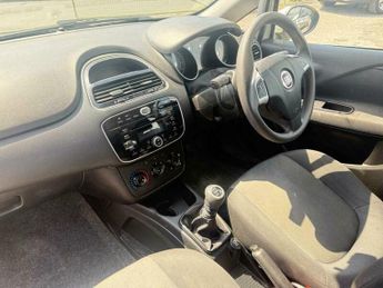 Fiat Punto 1.2 Pop + Euro 6 5dr