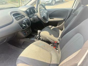 Fiat Punto 1.2 Pop + Euro 6 5dr