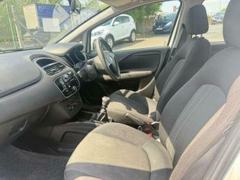 Fiat Punto 1.2 Pop + Euro 6 5dr