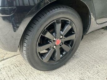 Toyota Yaris 1.33 Dual VVT-i TR Euro 4 (s/s) 5dr