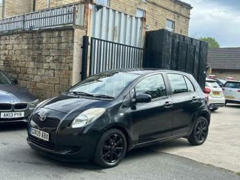 Toyota Yaris 1.33 Dual VVT-i TR Euro 4 (s/s) 5dr