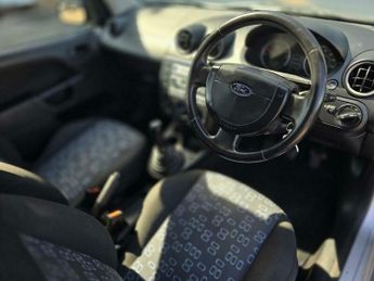 Ford Fiesta 1.25 LX 5dr