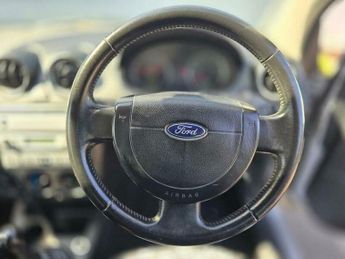 Ford Fiesta 1.25 LX 5dr