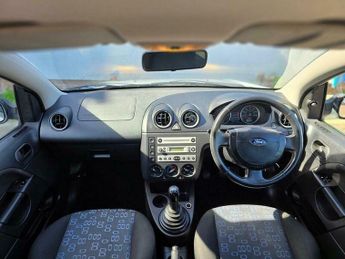 Ford Fiesta 1.25 LX 5dr