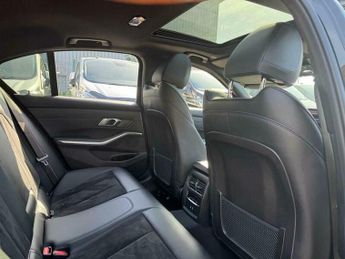 BMW 3 SERIES 2.0 330e 12kWh M Sport Auto xDrive Euro 6 (s/s) 4dr