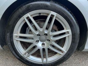 Audi A6 3.0 TDI V6 S line Multitronic Euro 5 (s/s) 4dr