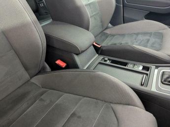 Volkswagen Golf 2.0 TDI BlueMotion Tech GT DSG Euro 6 (s/s) 5dr