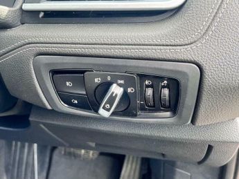 BMW 2 SERIES 2.0 220d Luxury Auto xDrive Euro 6 (s/s) 5dr