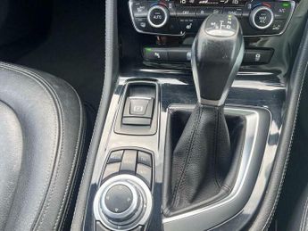 BMW 2 SERIES 2.0 220d Luxury Auto xDrive Euro 6 (s/s) 5dr