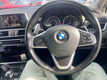 BMW 2 SERIES 2.0 220d Luxury Auto xDrive Euro 6 (s/s) 5dr